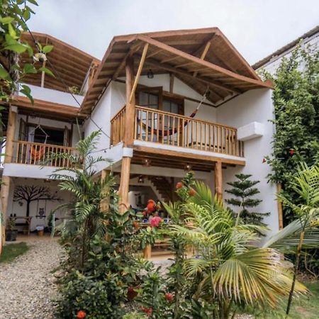 Ganso & Buho Hotel Ayampe Exterior photo