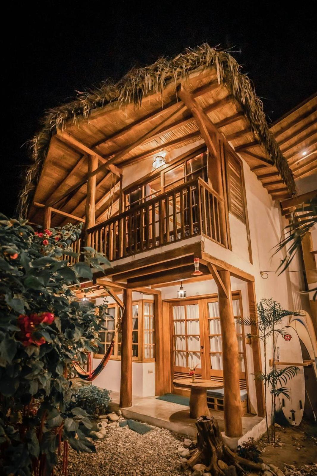 Ganso & Buho Hotel Ayampe Exterior photo